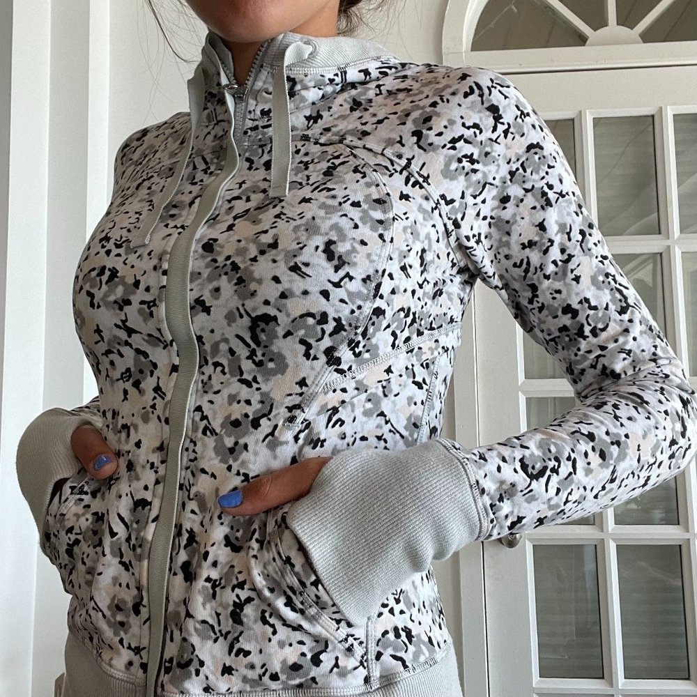 LULULEMON speckled jacket